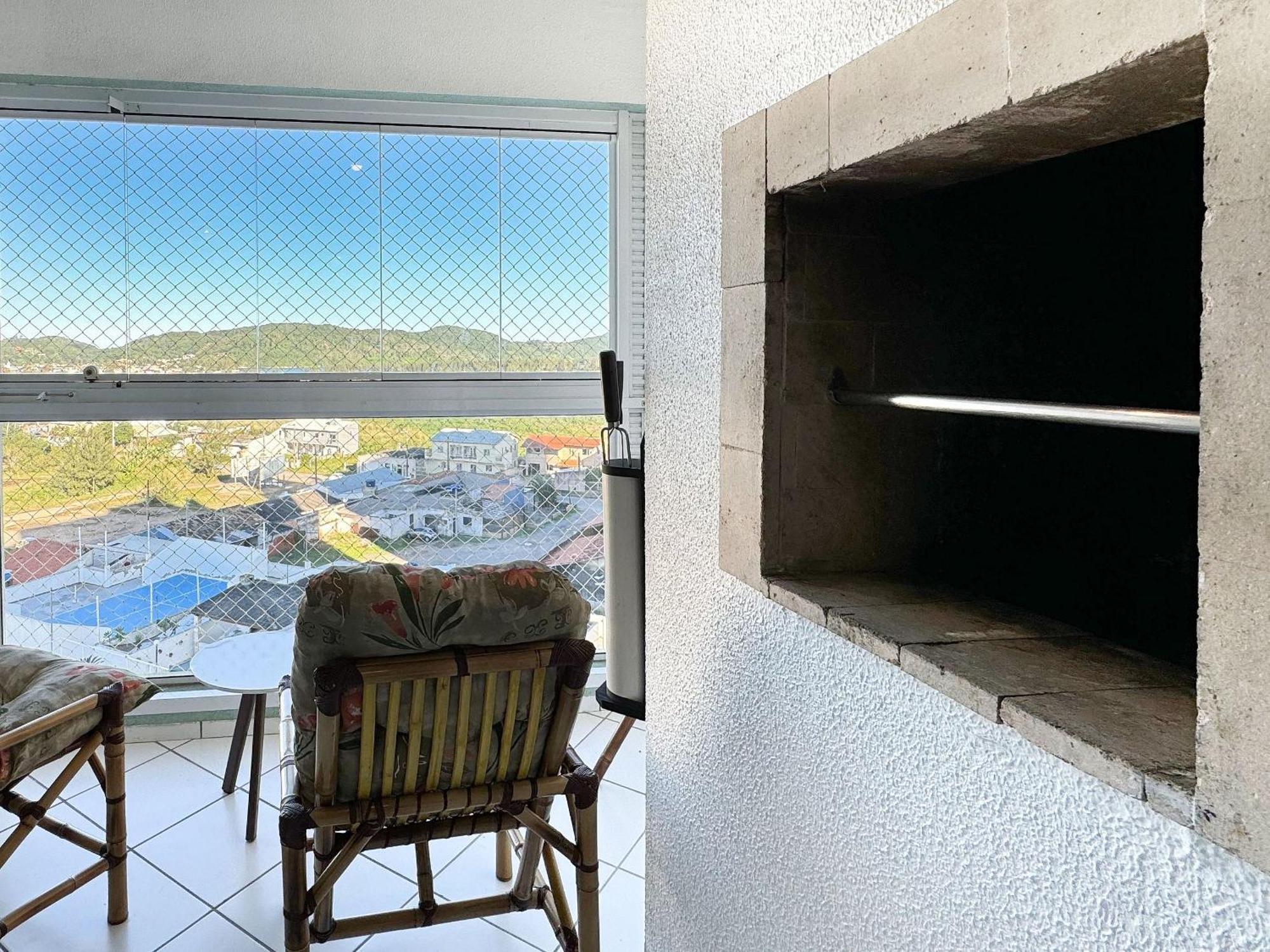 Apartamento Resid. Clube Mar Grosso - - Lag706
