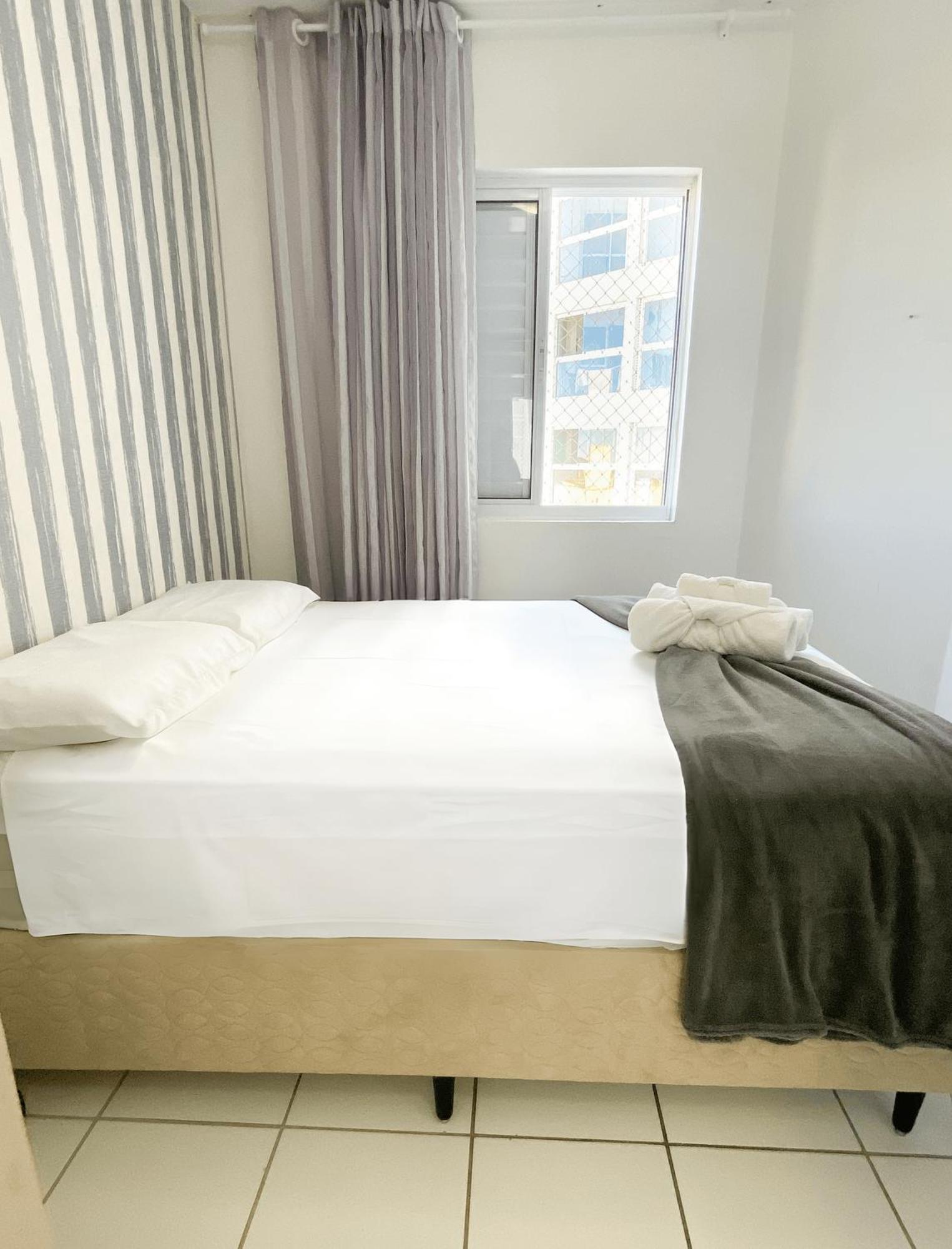 Resid. Clube Mar Grosso - - Lag706 Apartamento *