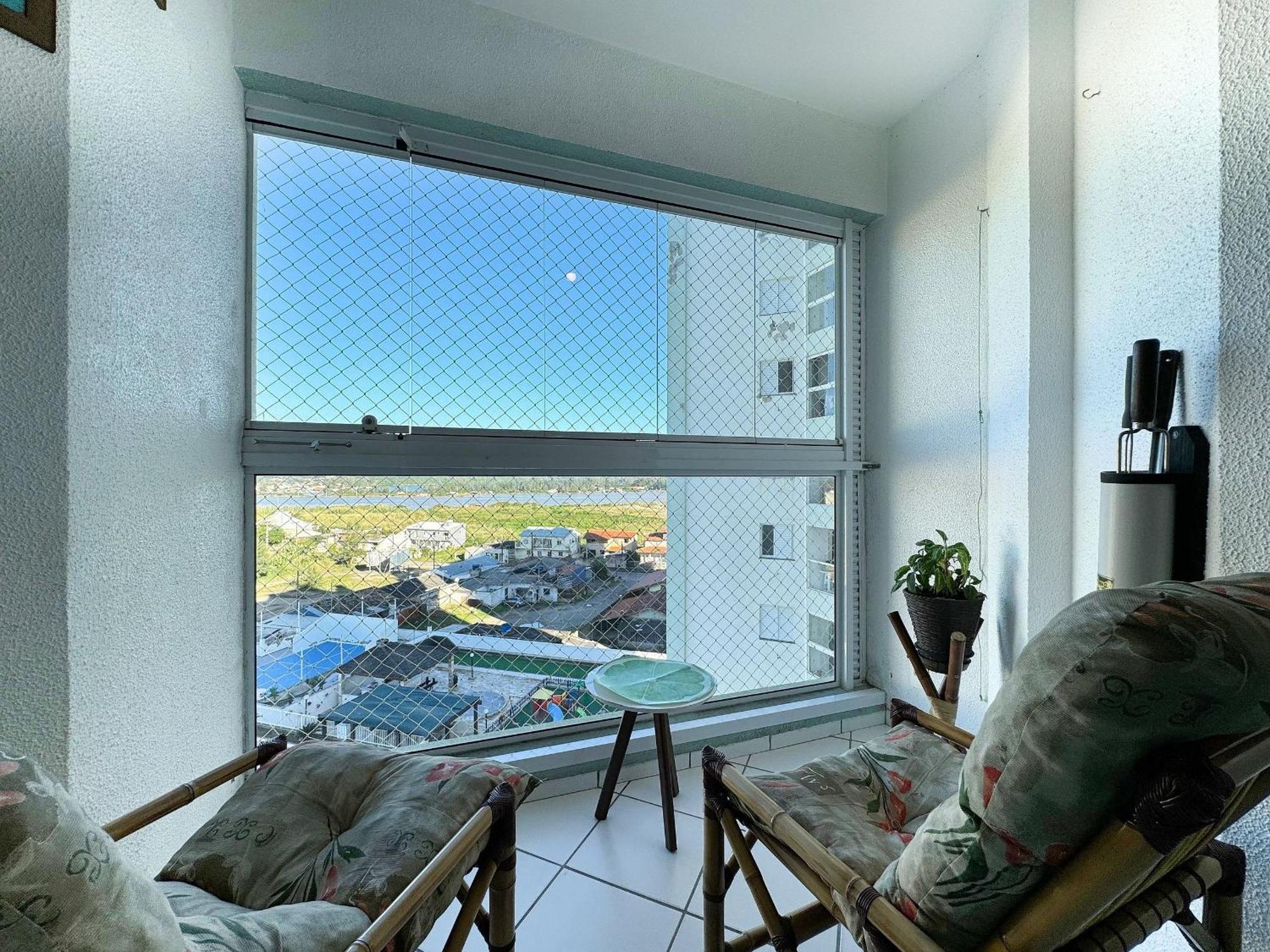 Apartamento Resid. Clube Mar Grosso - - Lag706 *